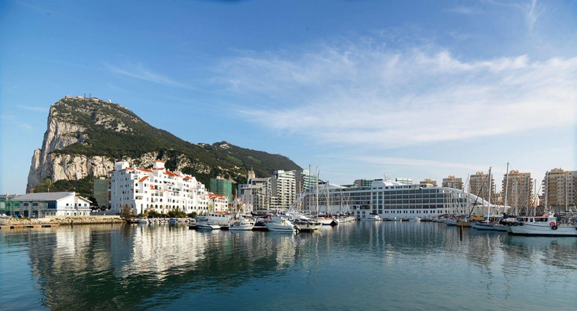 Sunborn Gibraltar Hotel Luaran gambar